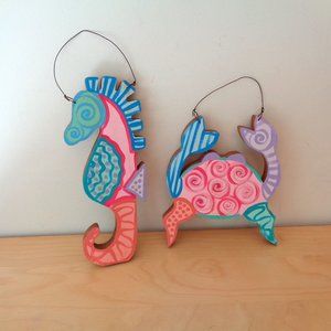 Seahorse & Crab Wood Hanging Wall Beachy Art Décor 2 PC Set Pink Blue Purple